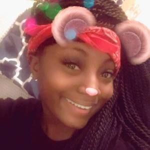 Meet your Posher, Savannah